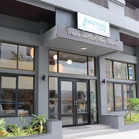 Journeyhub Pattaya Central Exterior photo
